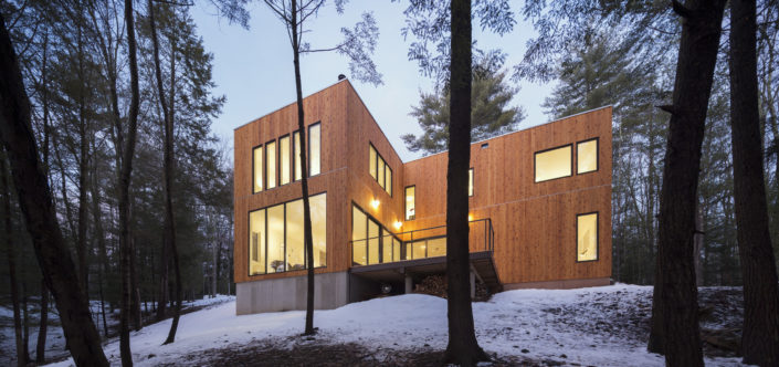Creek House by Studio MM Architect