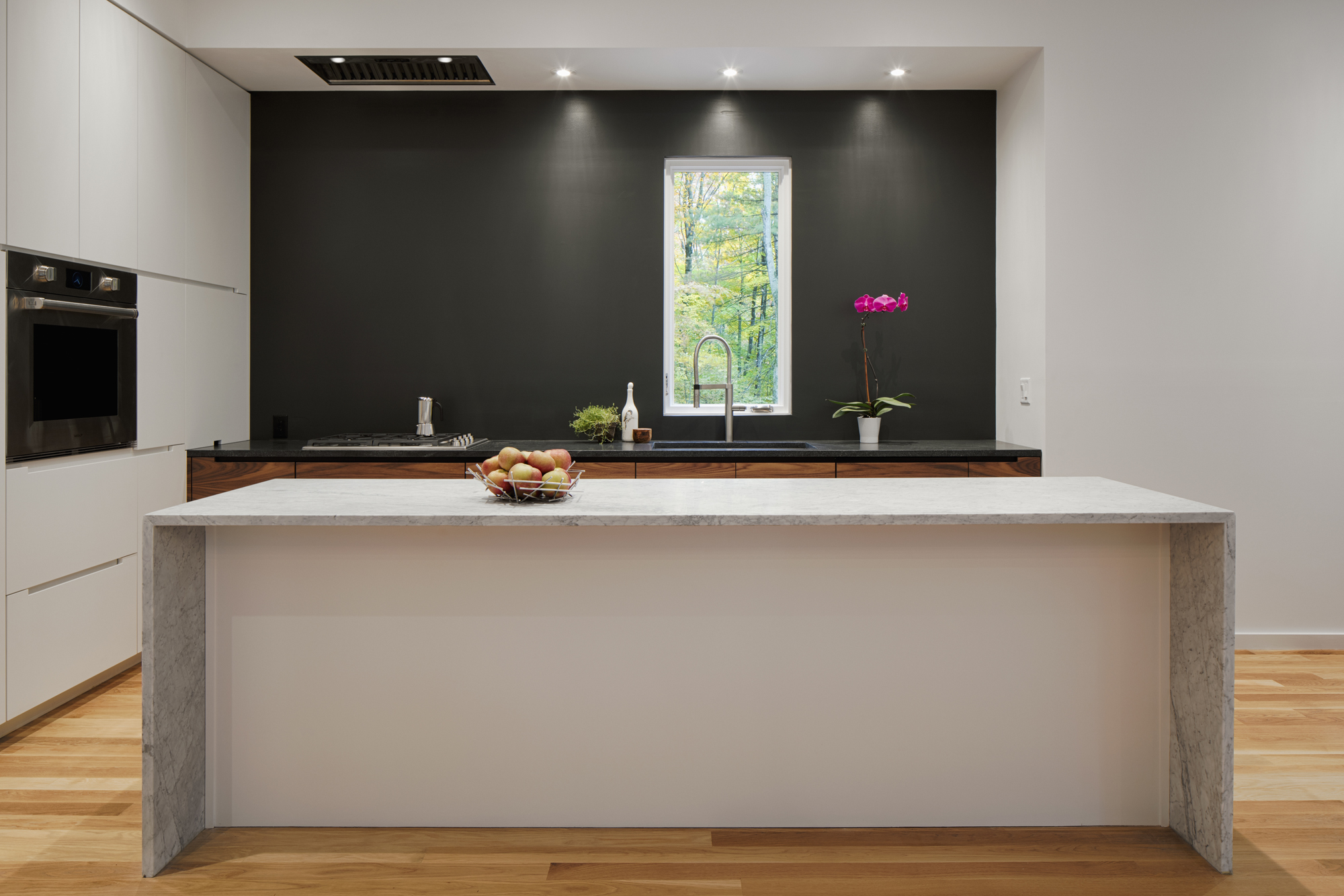 Modern Kitchen - TinkerBox - HV Contemporary Homes