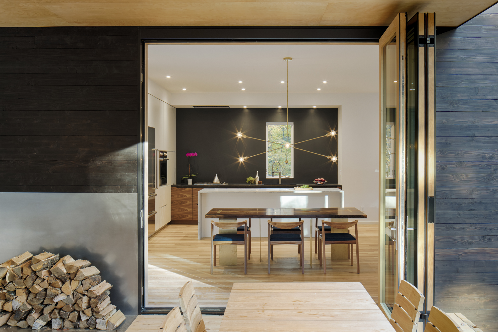 Modern Kitchen: The Heart of the Home