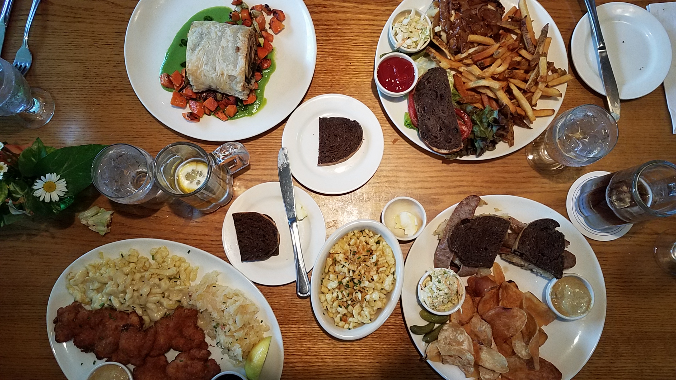 Mountain Brauhaus Restaurant in Gardiner - German Fare in the Hudson Valley